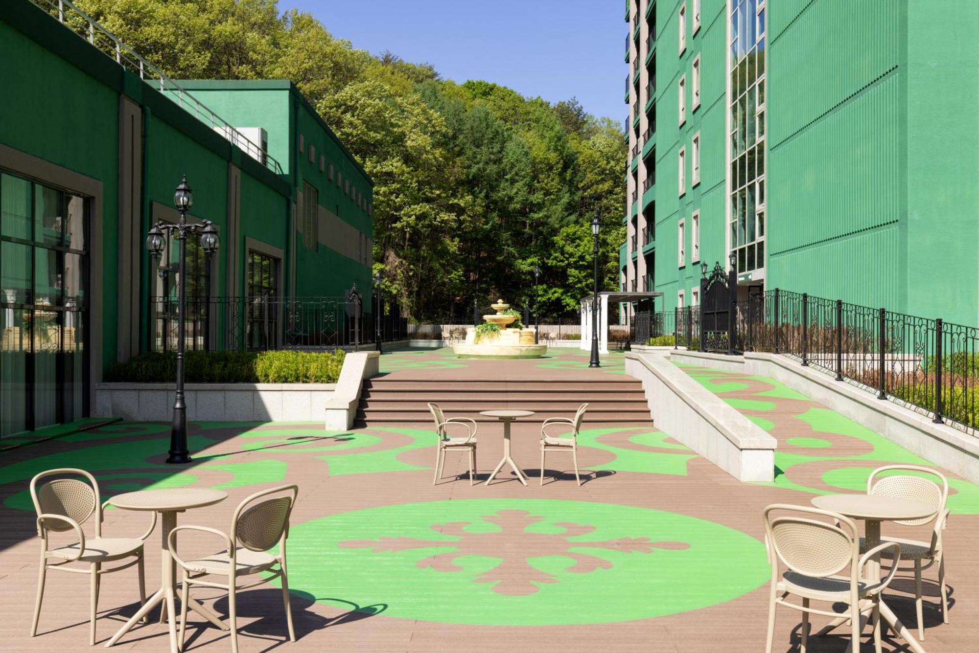 Sono Calm Vivaldipark Hotel Hongcheon Exterior photo